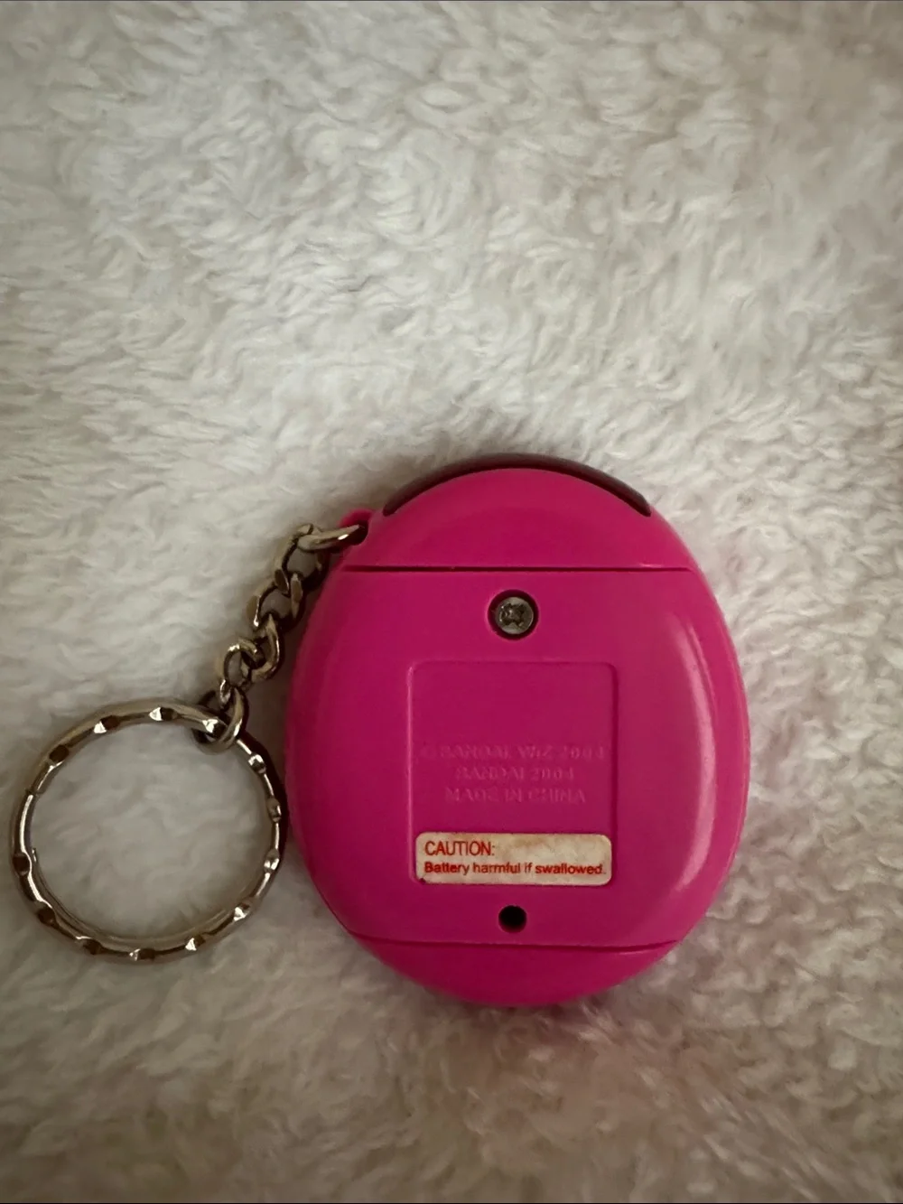 Vintage 2004 Tamagotchi Connection Handheld Virtual Pet Keychain WORKS